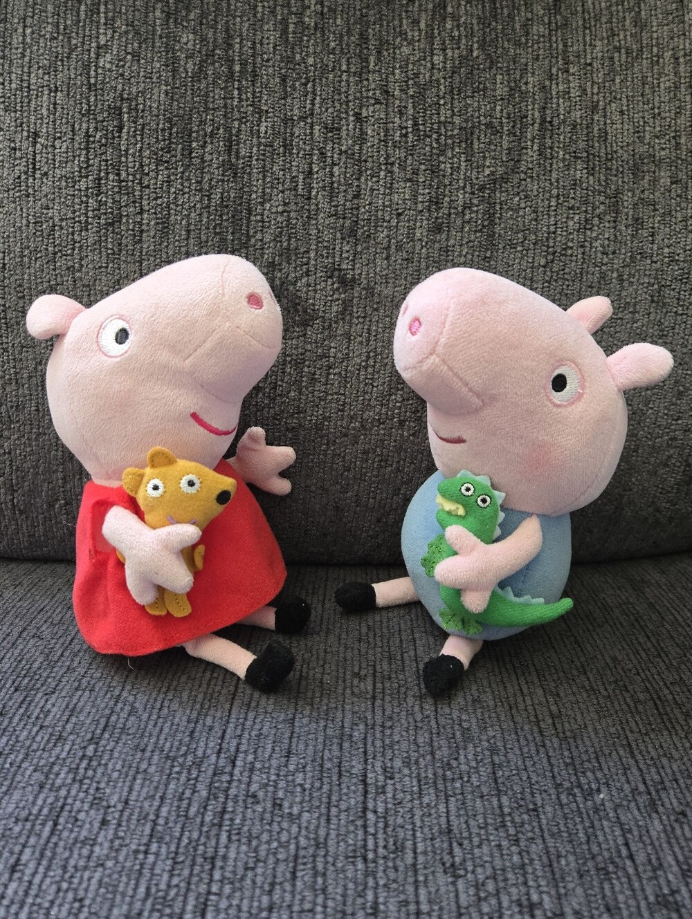 Ty Peppa Pig Beanie Plush Holding Bear  & George Holding Dinosaur 7''